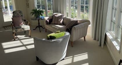 Lavender Hill Ranch Santa Ynez: 7 Acre Estate Epic Hilltop Views Near Shops/Wine