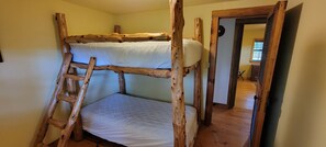 2 bedrooms