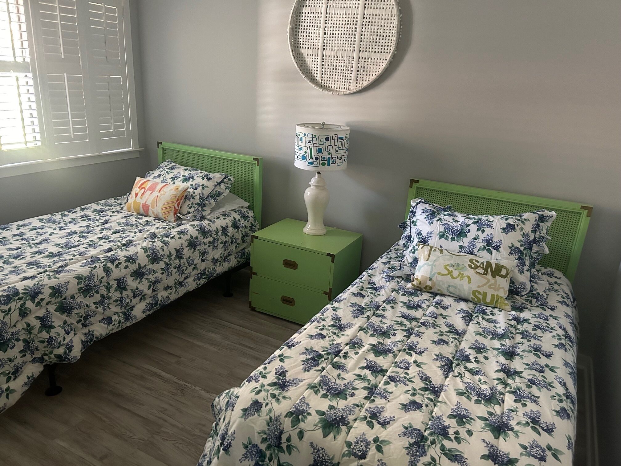 3 quartos, Wi-Fi de cortesia, roupa de cama