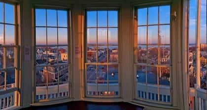 Adorable Portland getaway on the Eastern Promenade