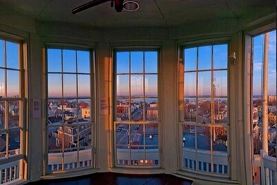 Adorable Portland getaway on the Eastern Promenade