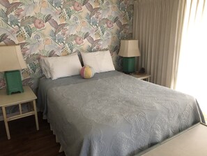 3 bedrooms, desk, iron/ironing board, WiFi