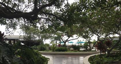 PICTURESQUE LAGOON & OCEAN VIEWS