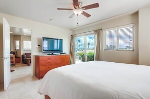 3 habitaciones, escritorio y tabla de planchar con plancha 