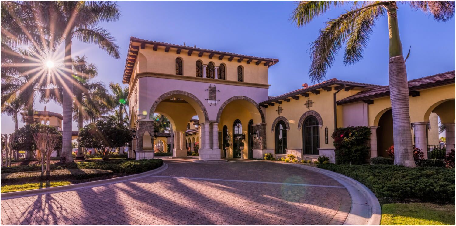 Beautiful and elegant villa in the Gated Community of Gran Paradiso