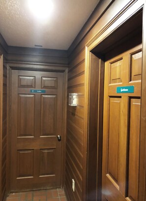 Interior - SPECIAL HOLIDAY RATE! On free city bus route! Lots of amenities!
LCSTR20250634 (Steamboat Springs)