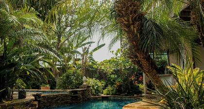 Beach House Oasis with Private Heated Pool & NEW Cascading Hot Tub