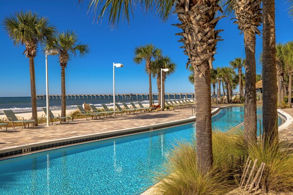 Outdoor pool, a heated pool