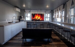 Family Cabin, Multiple Beds, Non Smoking (2 Bed) | Living area | 32-inch flat-screen TV with cable channels, TV, DVD player