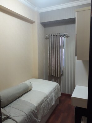 Room amenity - Apartment The Suites Metro by Herlan (Bandung)