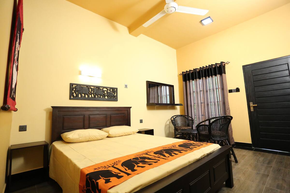 Egyptian cotton sheets, premium bedding, individually decorated