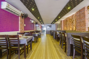 Free daily continental breakfast - FabExpress Relax Residency (Visakhapatnam)