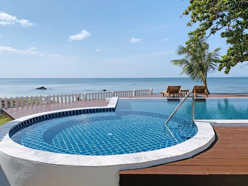 Horizon Beach Resort Koh Jum
