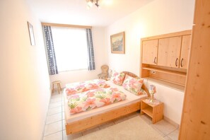 1 chambre, accĂšs Internet, draps fournis