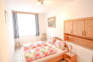 1 soverom, internettilgang og sengetøy