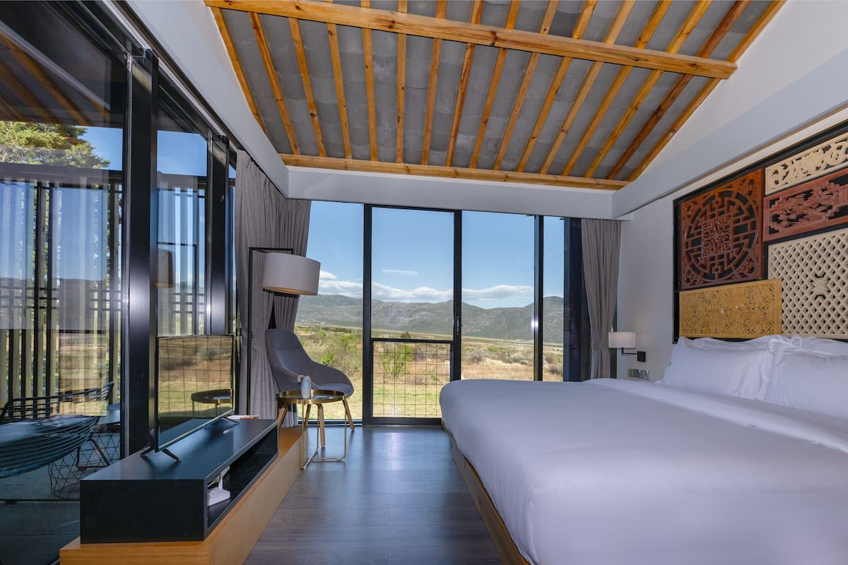 Suite Exclusive | Minibar, una cassaforte in camera, una scrivania, tende oscuranti