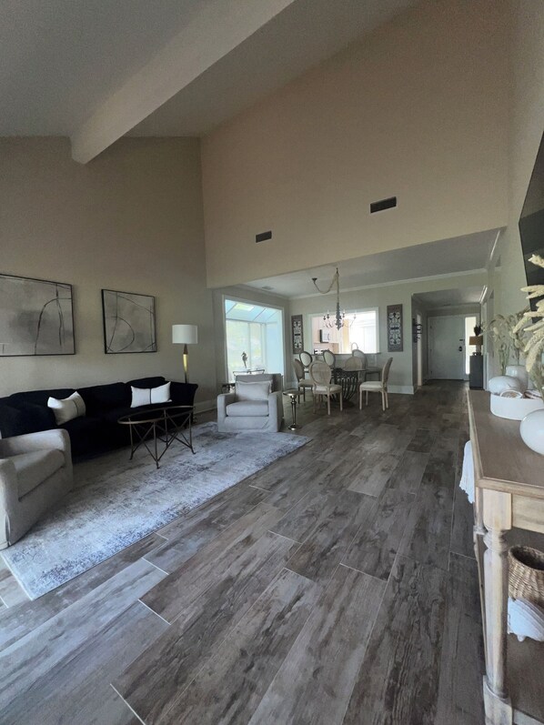 Smart TV, books, video library