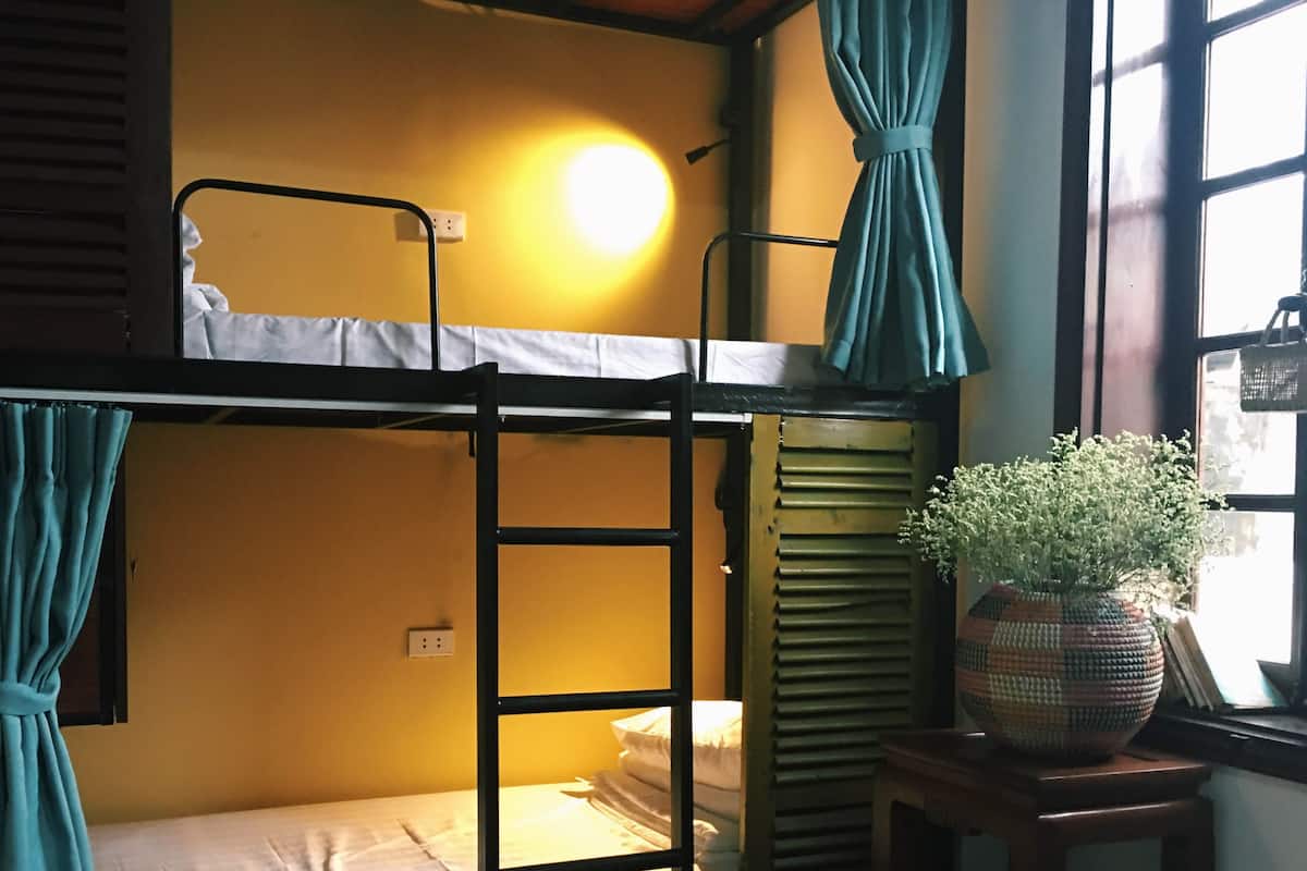Dormitorio compartido, dormitorio mixto (Bed in 9-bed) | Tabla de planchar con plancha y wifi gratis