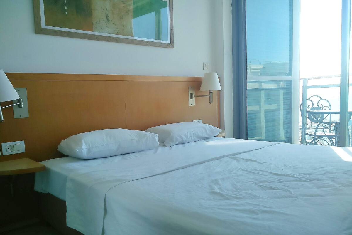 Apartment, 1 Bedroom, Non Smoking (Hasedef N°3) | Iron/ironing board, WiFi (free), bed sheets