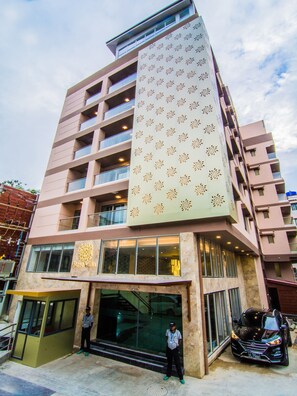 Front of property - Rose Villa Residence (Yangon)