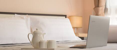 Desk, blackout drapes, free WiFi, bed sheets