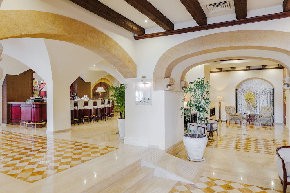 The Colony Hotel Arkin by null