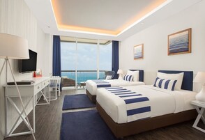 Habitación Deluxe con 2 camas individuales, vistas al mar | Vistas al mar