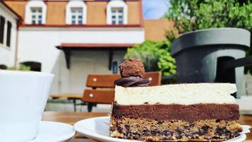 Desayuno buffet incluido todos los días