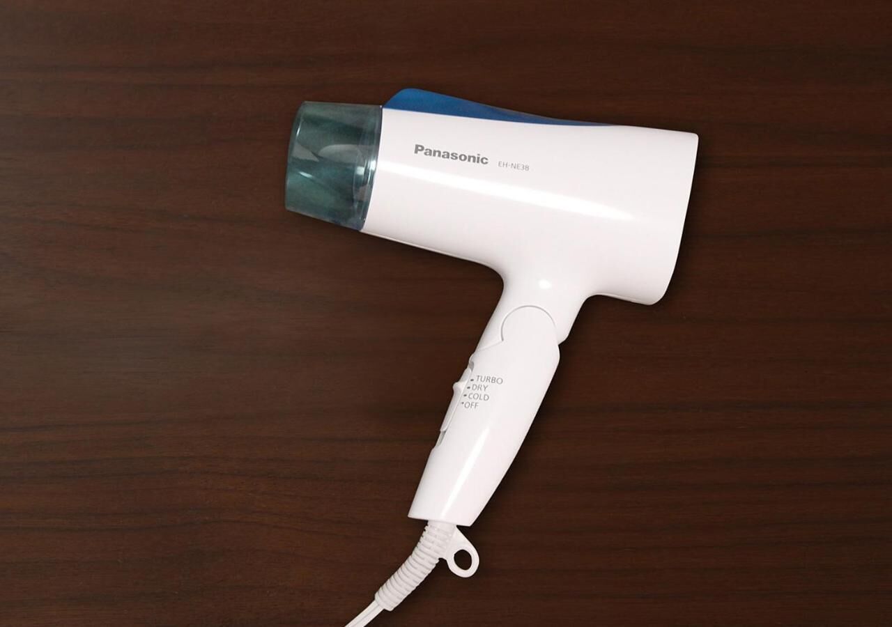 1 bedroom, desk, free wifi, bed sheets