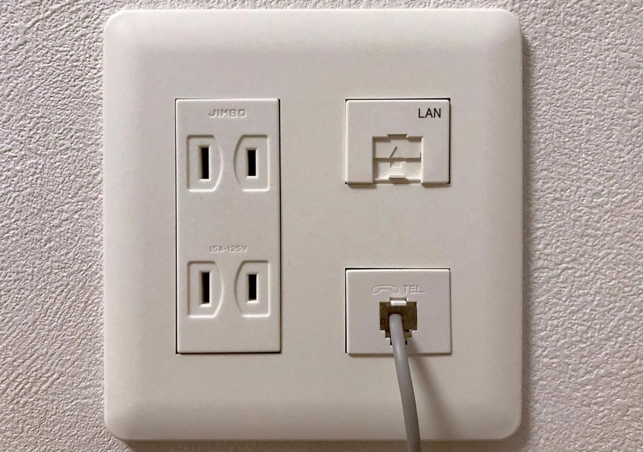 1 bedroom, desk, free wifi, bed sheets