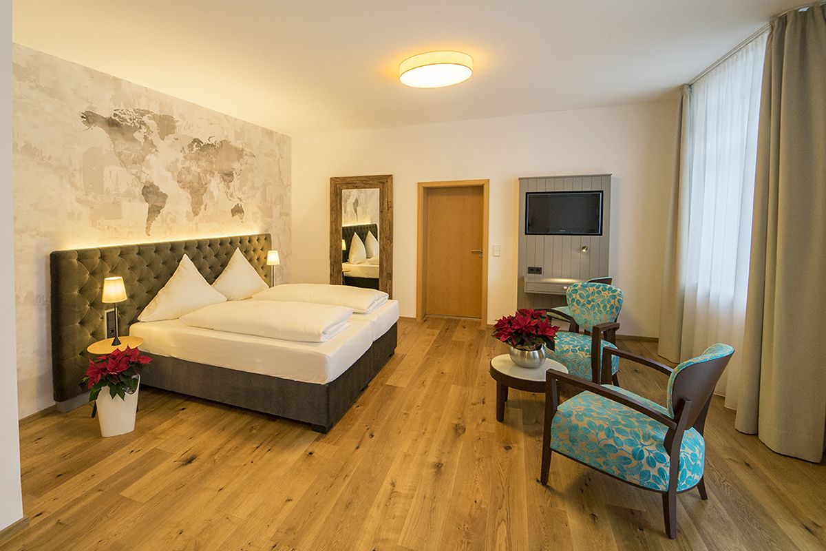 superior double room | desk, cots/infant beds, rollaway beds, free wifi