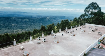 The Club Munnar