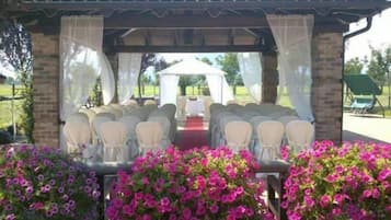 Espace mariage en plein air