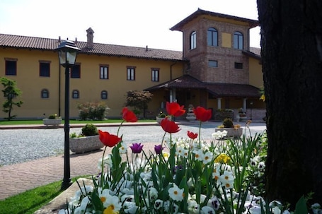 Exterior. Tenuta Canta