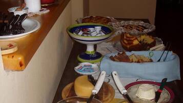 Daily local cuisine breakfast (EUR 5.00 per person)