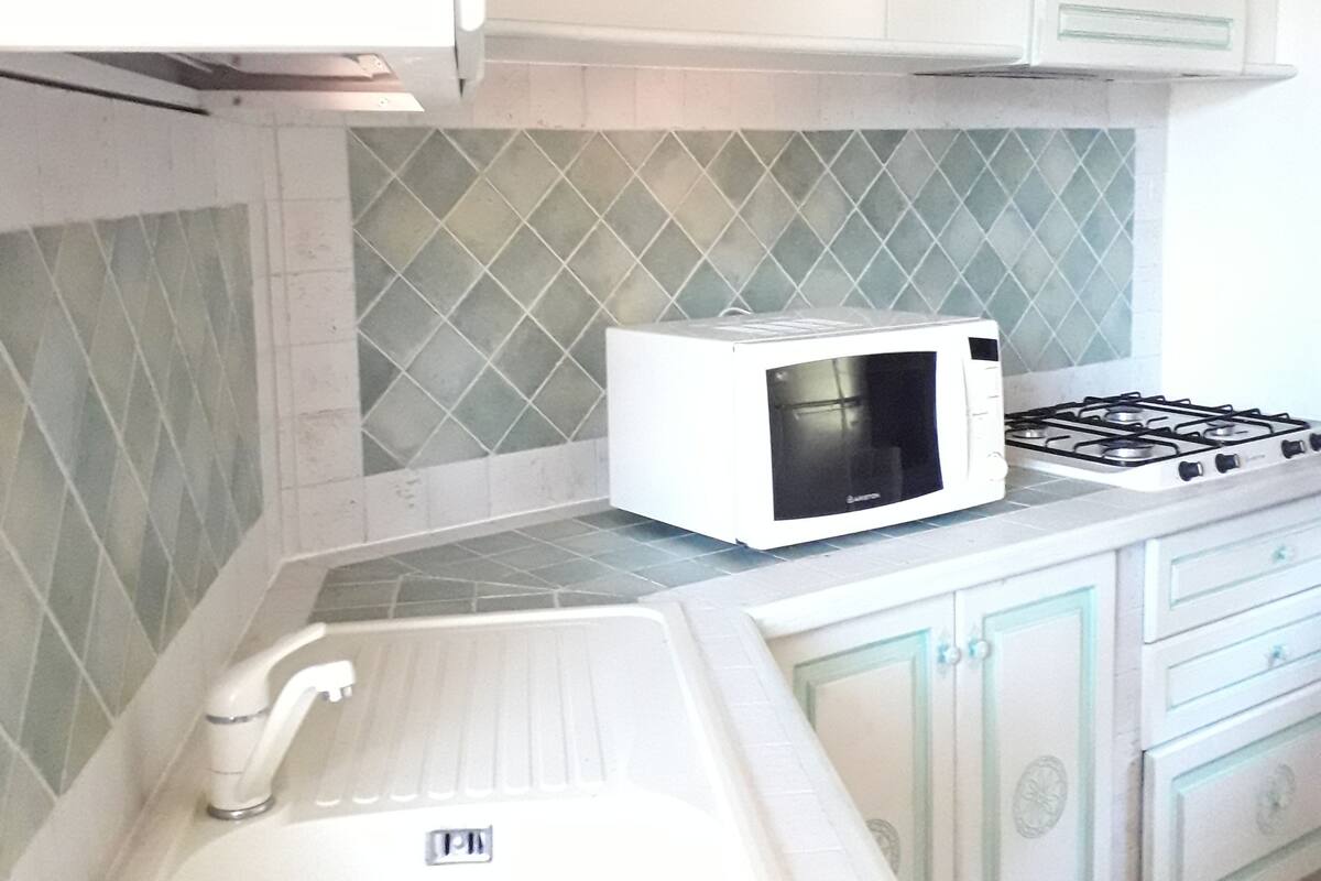 family cottage, 2 bedrooms, accessible, kitchenette | private kitchenette