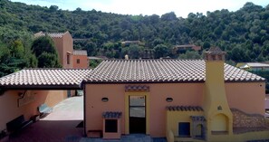 Fachada de la propiedad