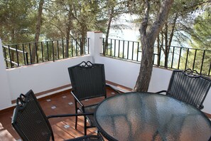 Apartment, 1 Bedroom | Terrace/patio