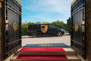 Property entrance - Hotel Villa Harmony (Split)