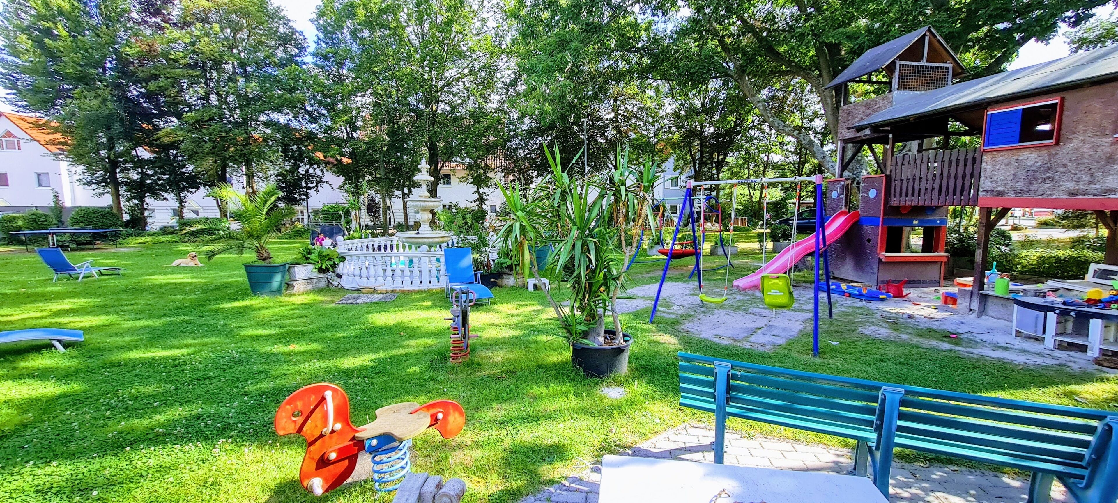 children’s play area – outdoor