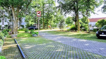 Free self-parking
