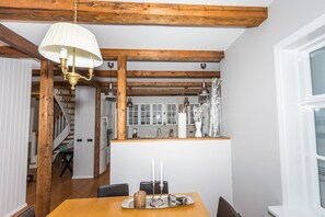 Interior - Sýsló Guesthouse (Stykkisholmur)