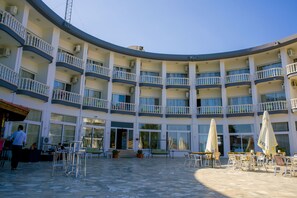 Interior - (Lapithos)