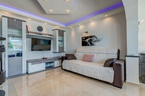 Apartment (M2) | Living area | Flat-screen TV - Apartments Marin (Split)