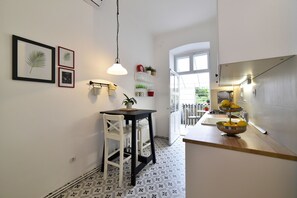 Apartment | Private kitchen | Fridge, oven, stovetop, coffee/tea maker - Apartment Papillon (Zagreb)