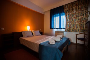 Zweibettzimmer, Gemeinschaftsbad