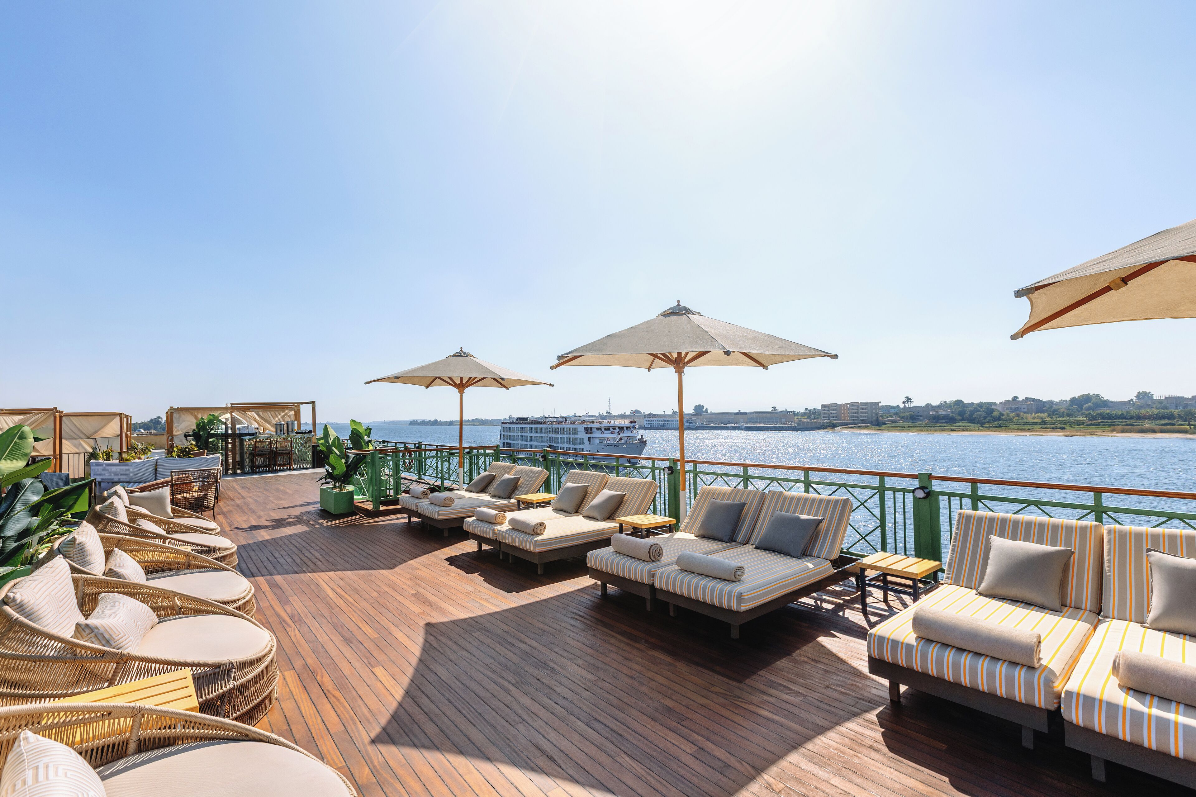 Sun deck