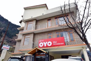 Exterior - Hotel Mai Vrindavan (Manali)