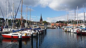 Shopping mall - Eulennest (Tarp)