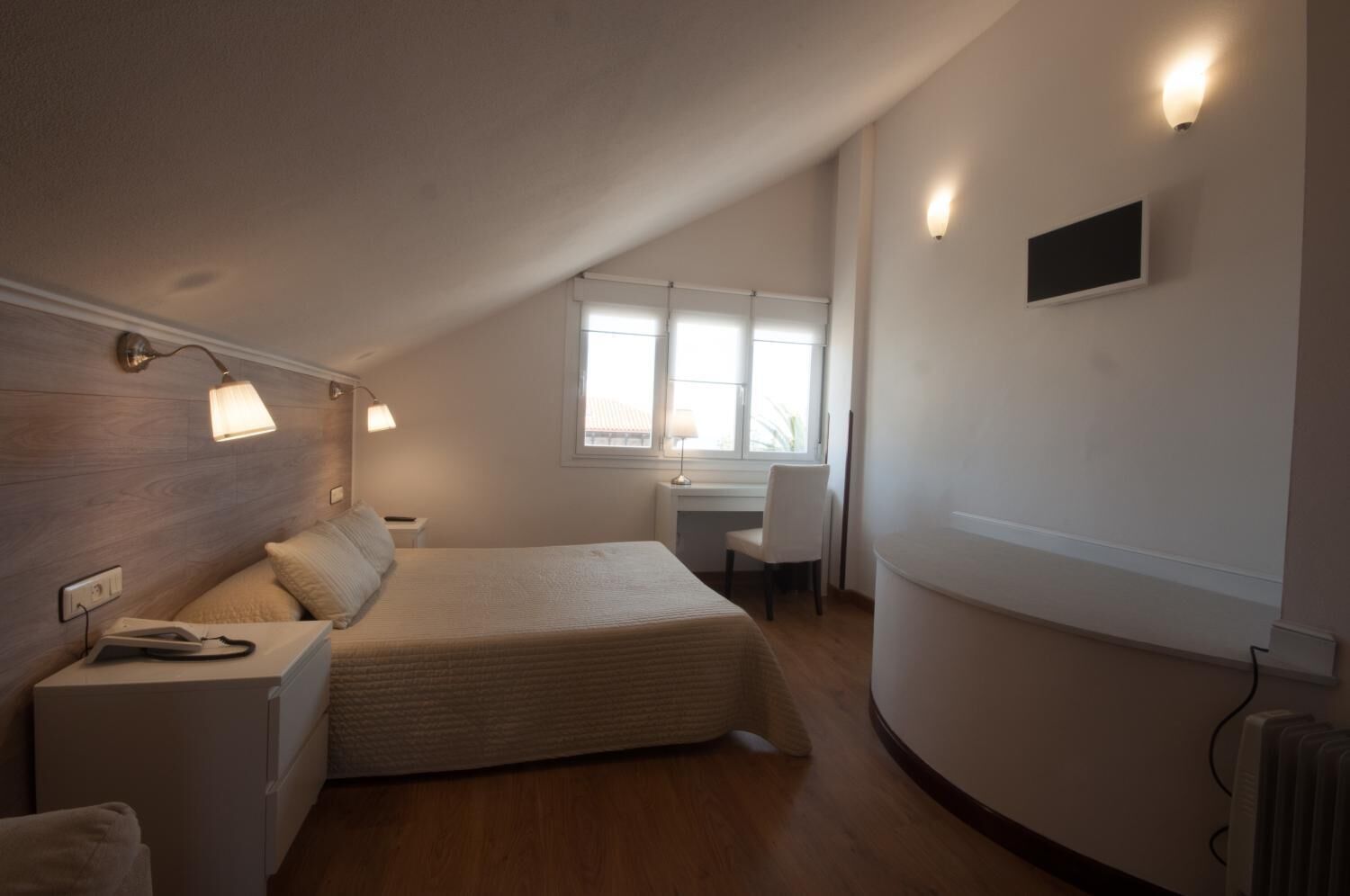 minibar, in-room safe, desk, blackout curtains